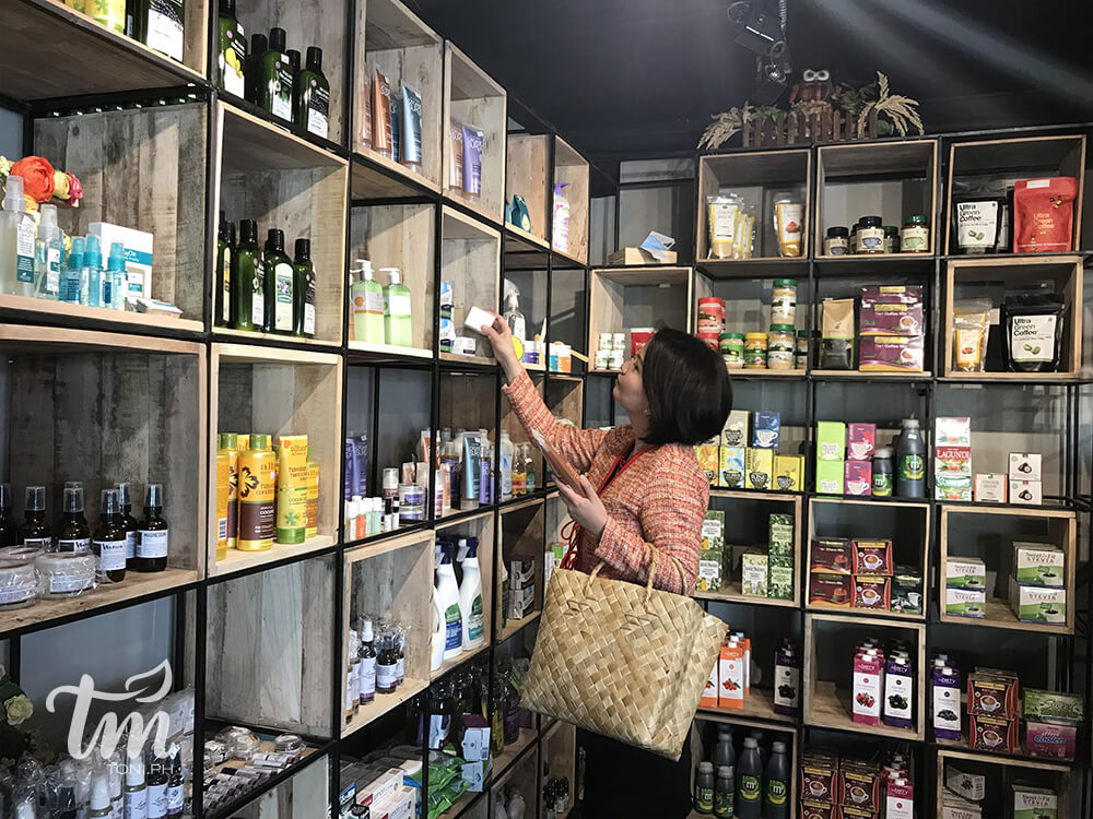 Toni Blog Organic Everyday at Earth Origins Marketplace + Cafe